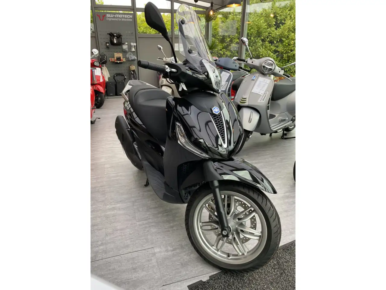 Piaggio Beverly 400