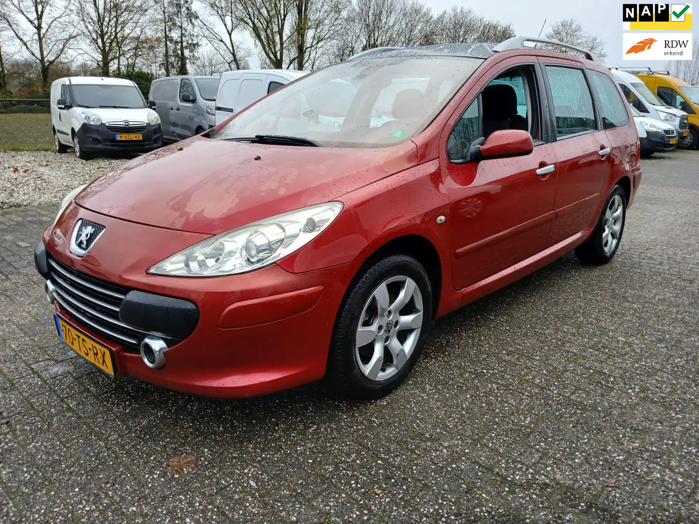 Peugeot 307 SW 2.0-16V Premium Rood - 1