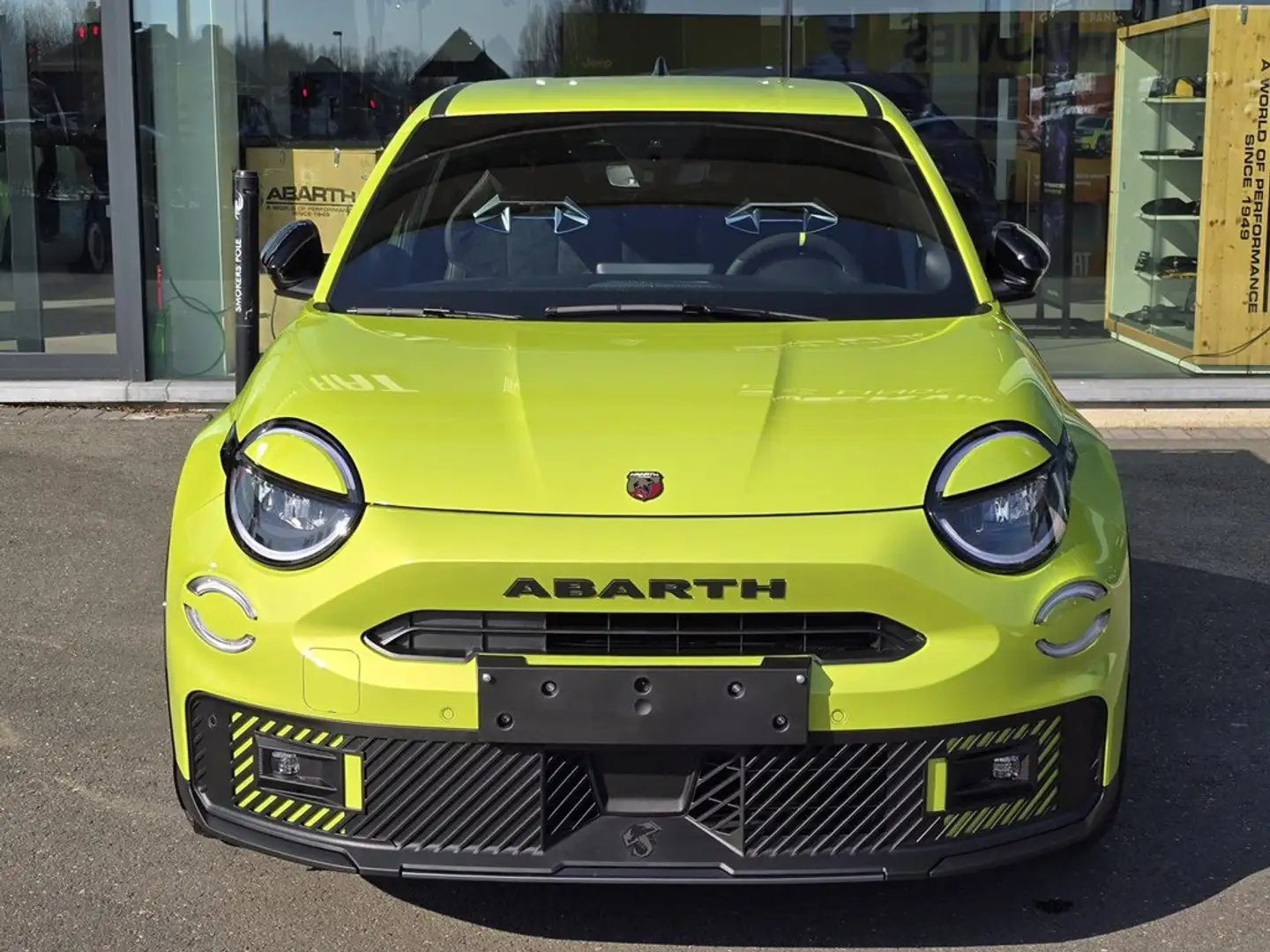 Abarth 600e Scorpionissima Vert - 2