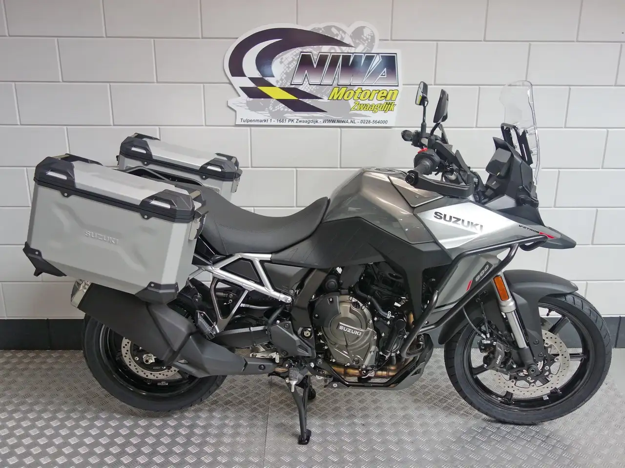 Suzuki V-Strom 800