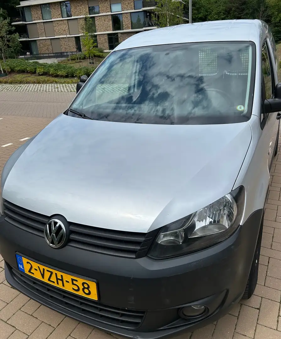 Volkswagen Caddy Caddy 1.6 TDI Go Plateado - 2