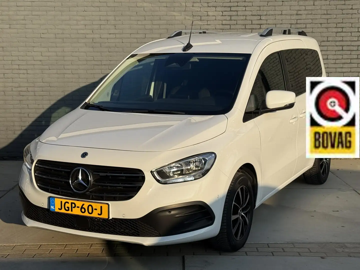 Mercedes-Benz T-Class T180 AUT. | NAVI | A/C | CUISE | BOVAG! Wit - 1