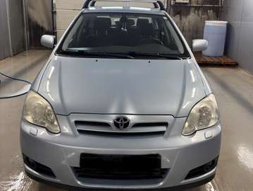 Corolla 115 D-4D Linéa Sport