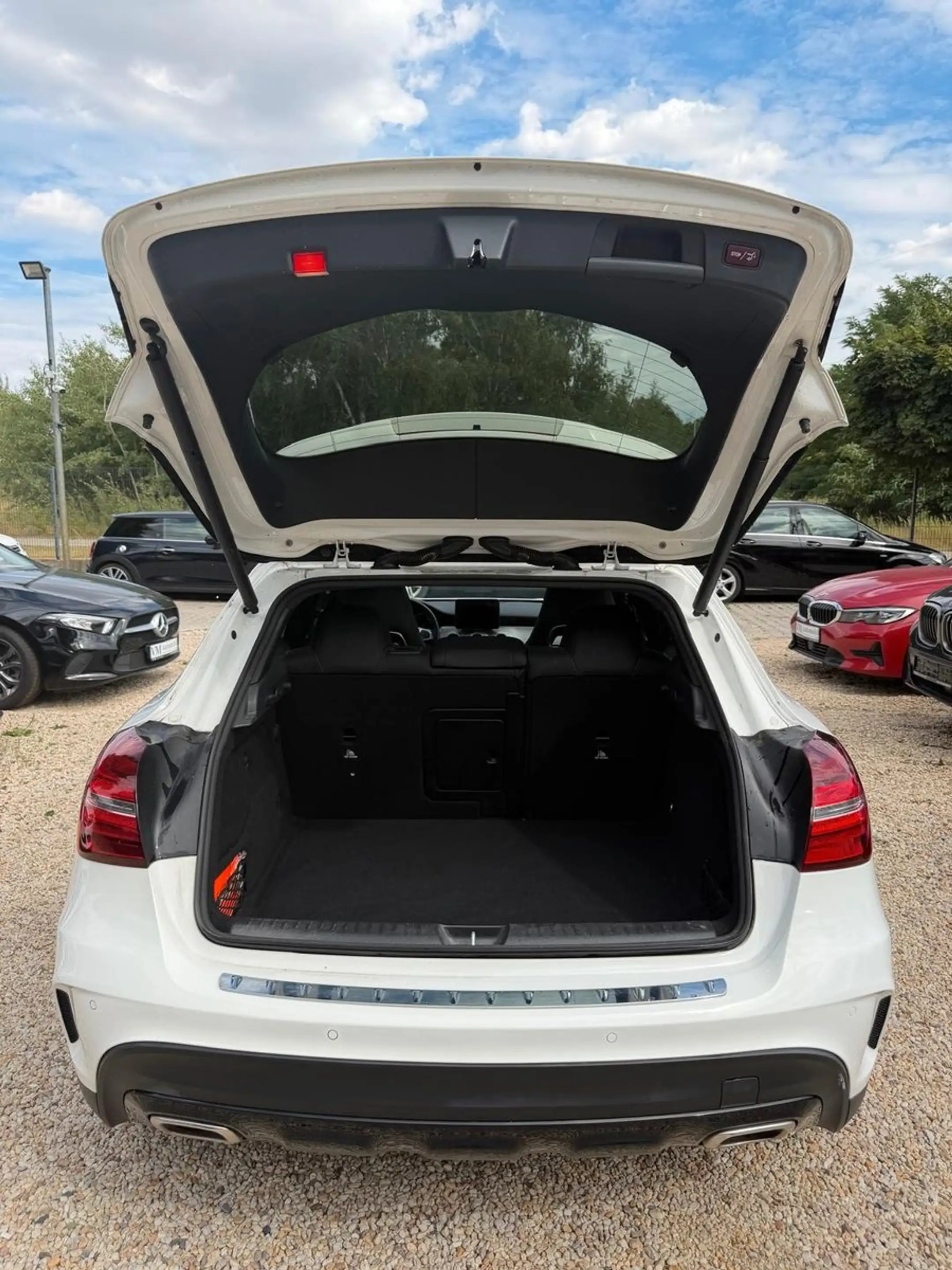 Mercedes-Benz GLA 220 d DCT ACC*Kamera*Navi*Pano*Leder*Memory — photo 13