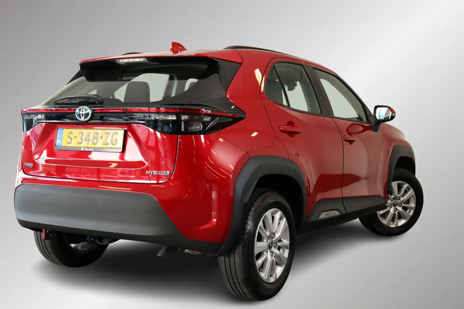 Toyota Yaris Cross 1.5 Hybrid Active, Cruise Control, Carplay Rood - 2