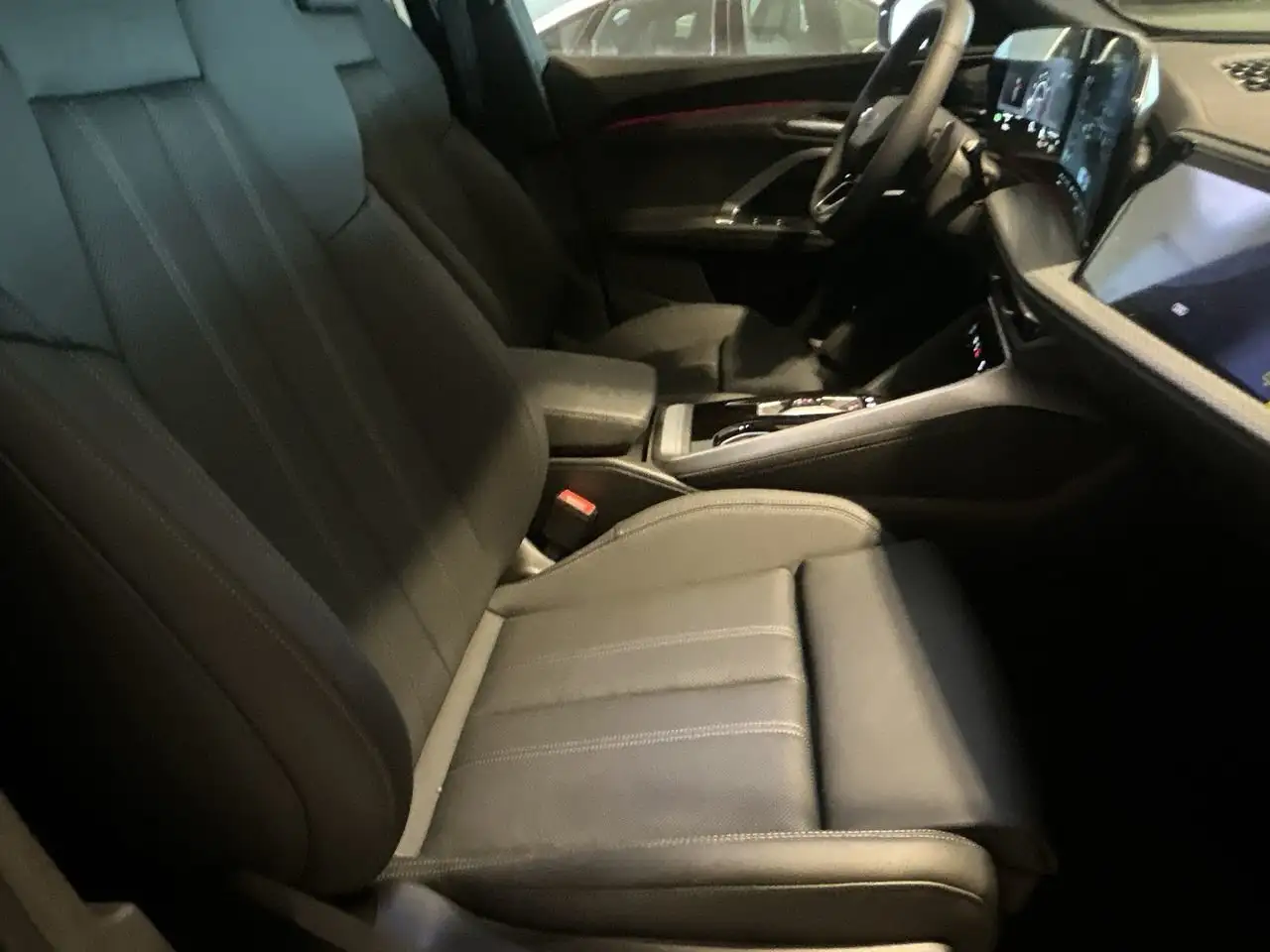 Audi Q5 снимка Audi Q5