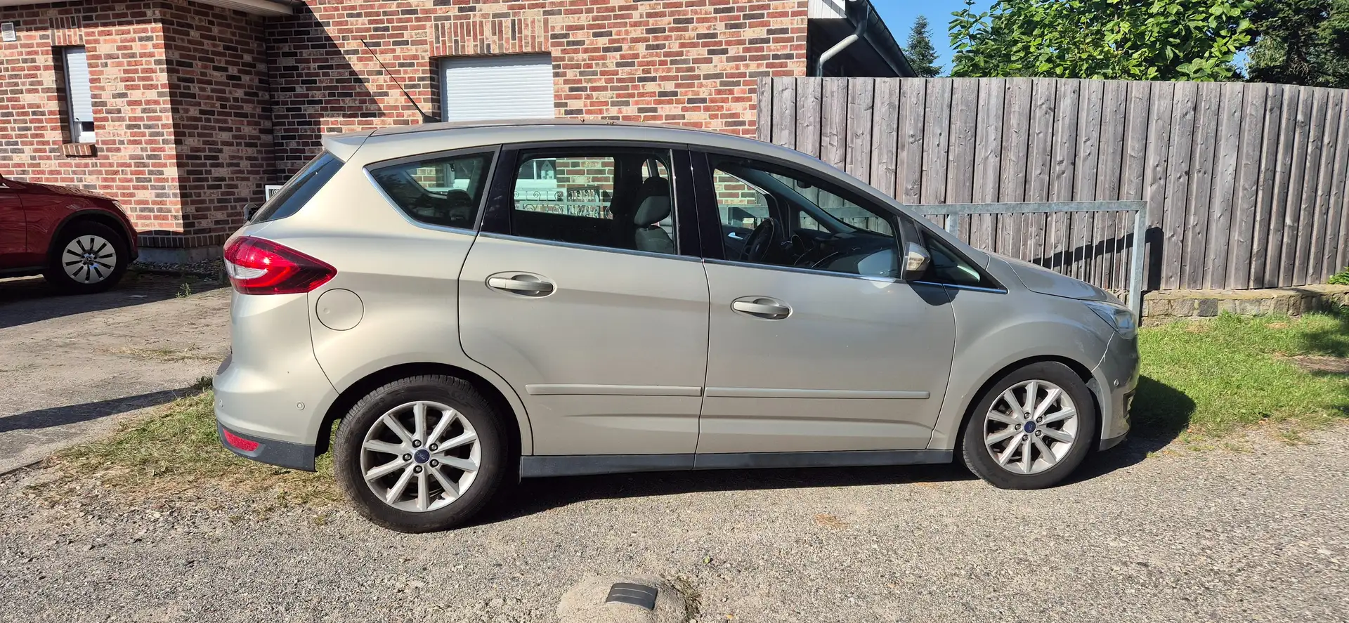 Ford C-Max C-Max 1.0 EcoBoost Start-Stopp-System Titanium Silber - 1