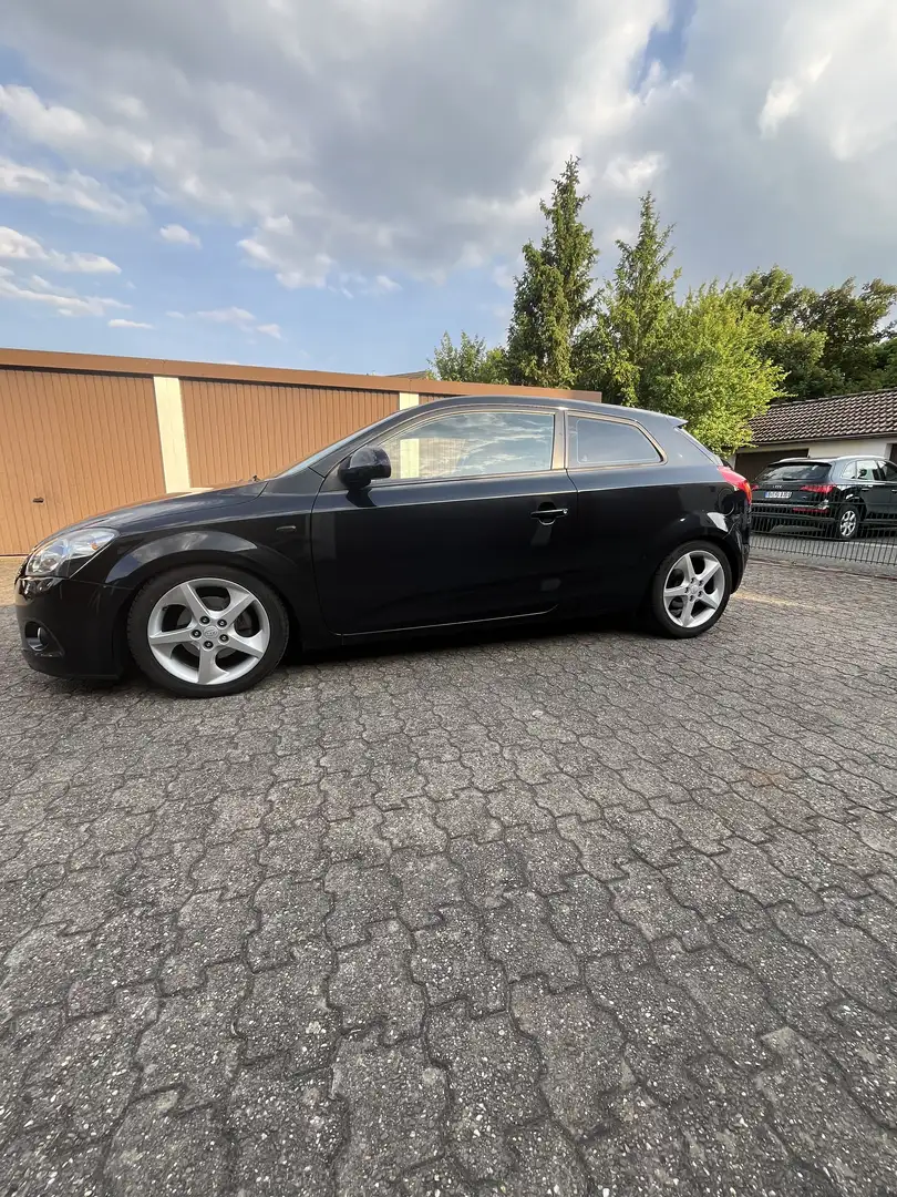 Kia ProCeed / pro_cee'd pro Ceed 1.6 CVVT Schwarz - 2