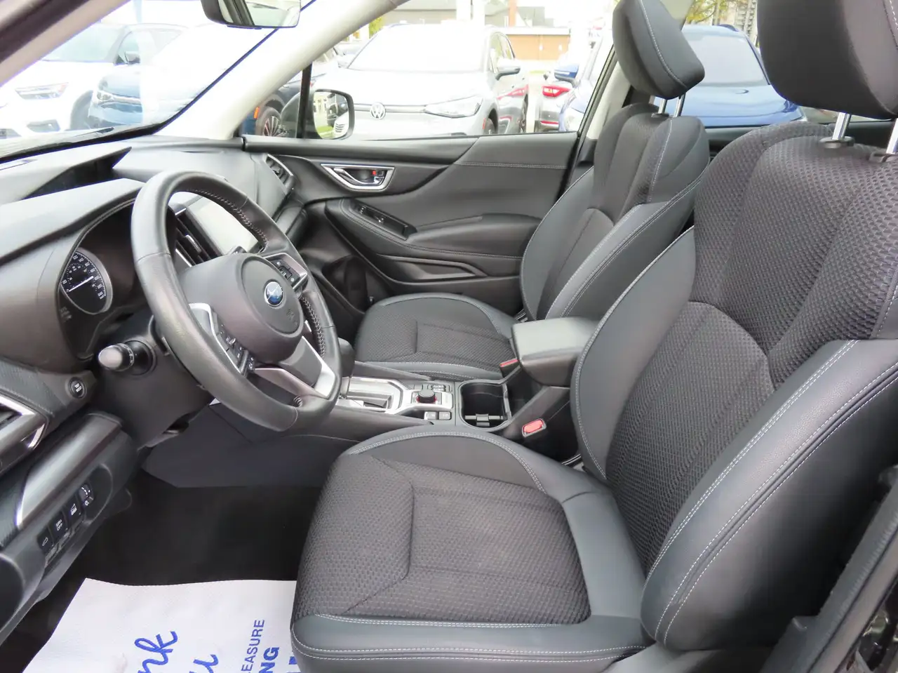 Subaru Forester снимка Subaru Forester