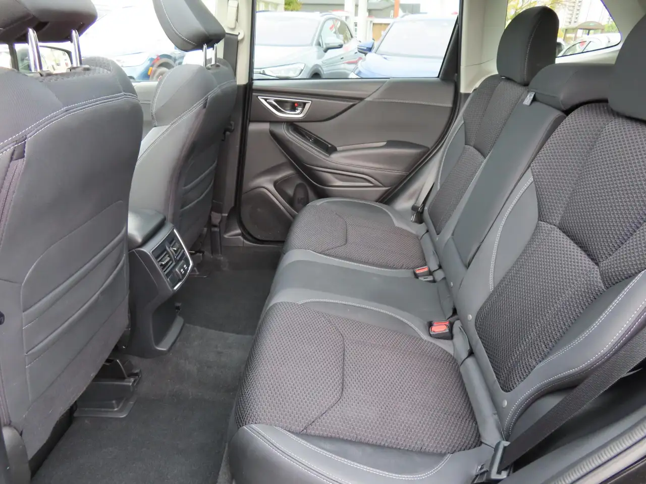 Subaru Forester снимка Subaru Forester