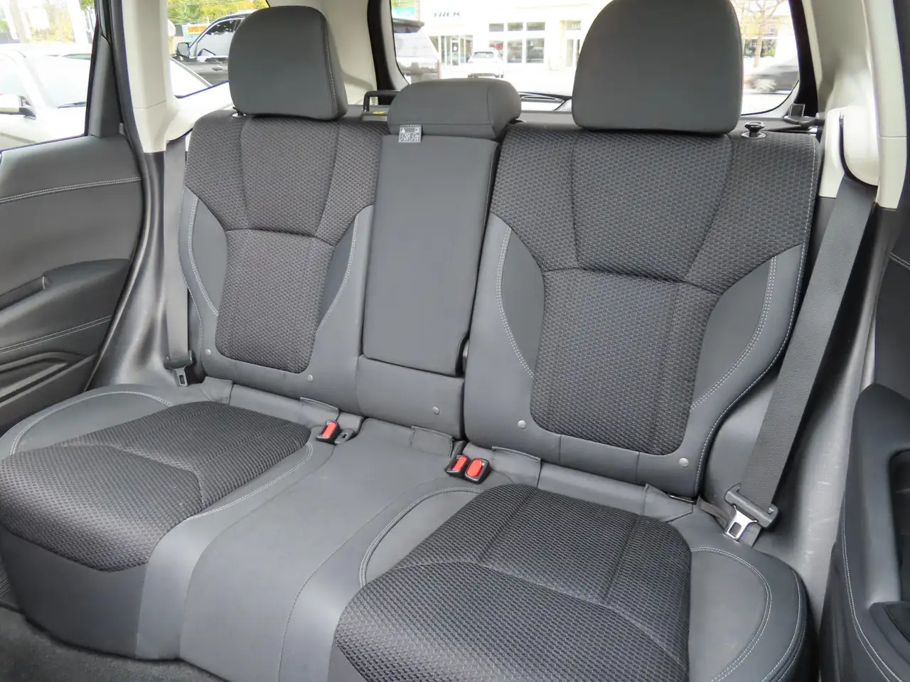 Subaru Forester снимка Subaru Forester