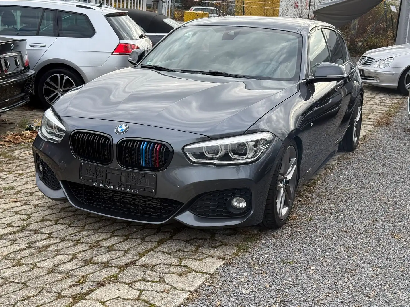 BMW 120 i M Sport/Klima/Alcantara/Navi/PD/M-Paket Gris - 2