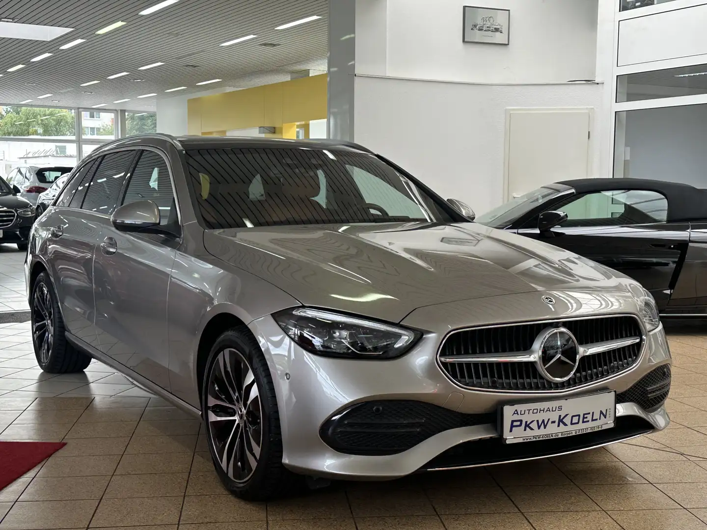 Mercedes-Benz C 220 d *PANO*HuD*KEY GO*DiSTRO*MEMORY*360°*LED* - 2