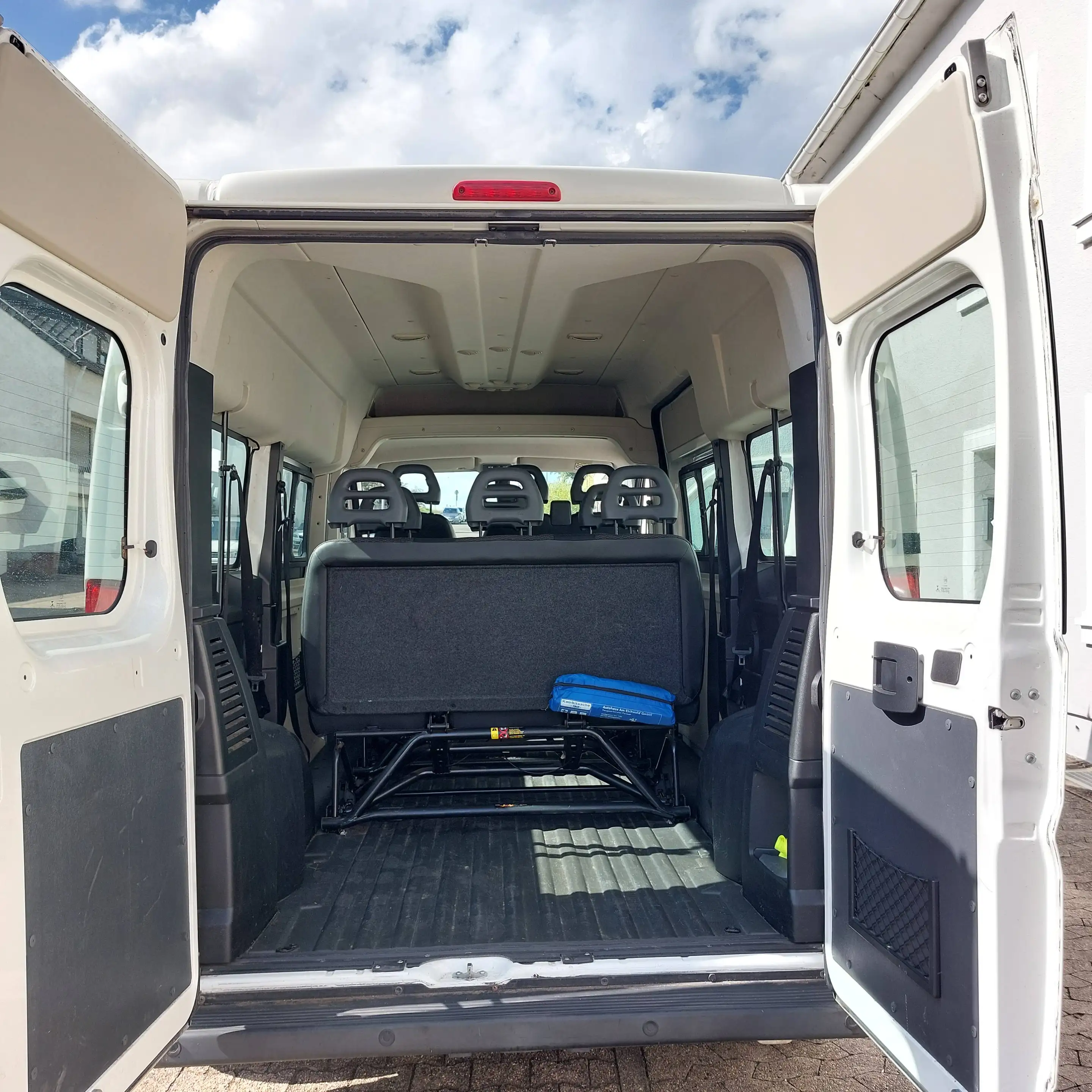 Peugeot Boxer 333 L2H2 KLIMAAUTOM, 9-PLÄTZ,Nur 75 TKm TÜV-NEU 1-HAND — photo 12