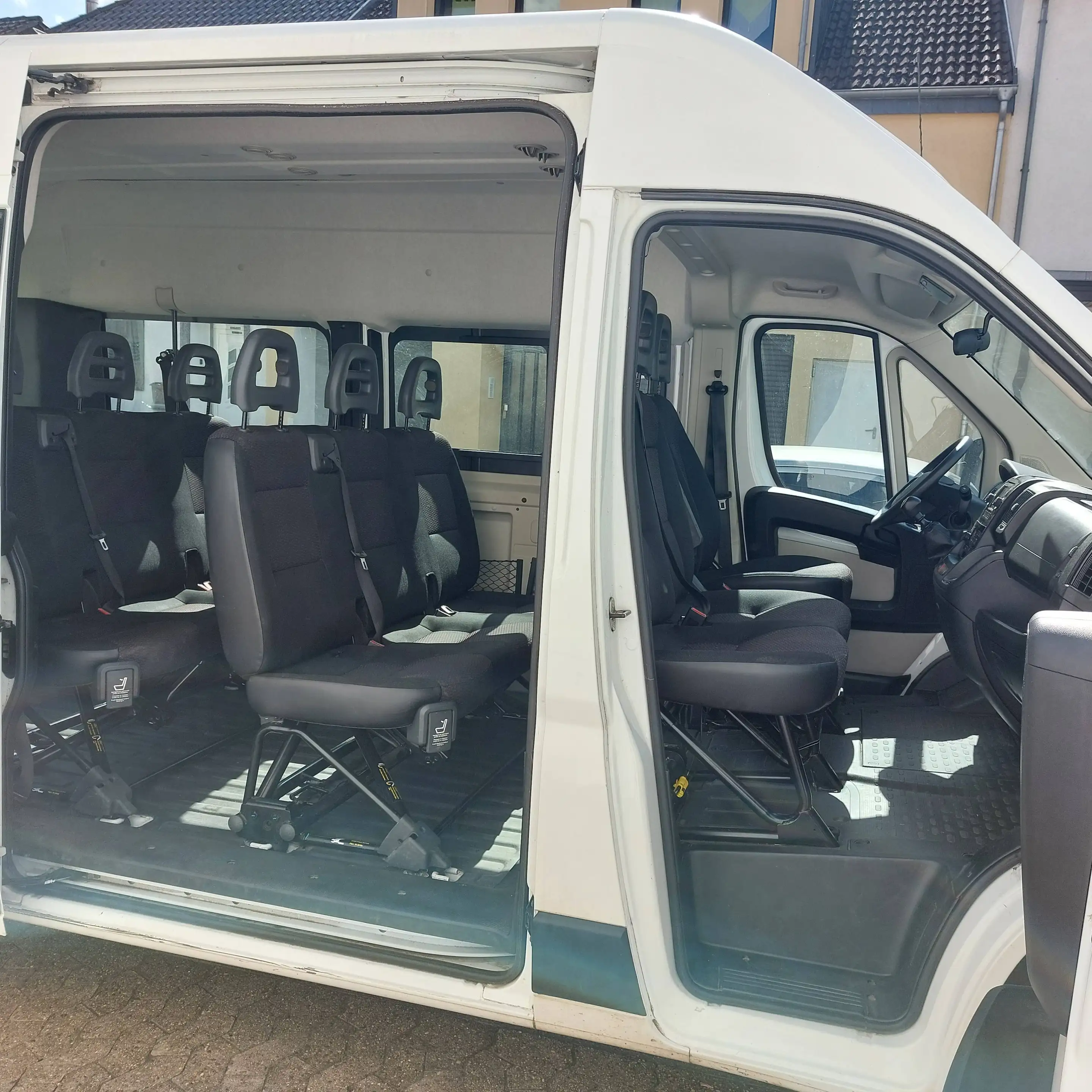 Peugeot Boxer 333 L2H2 KLIMAAUTOM, 9-PLÄTZ,Nur 75 TKm TÜV-NEU 1-HAND — photo 8