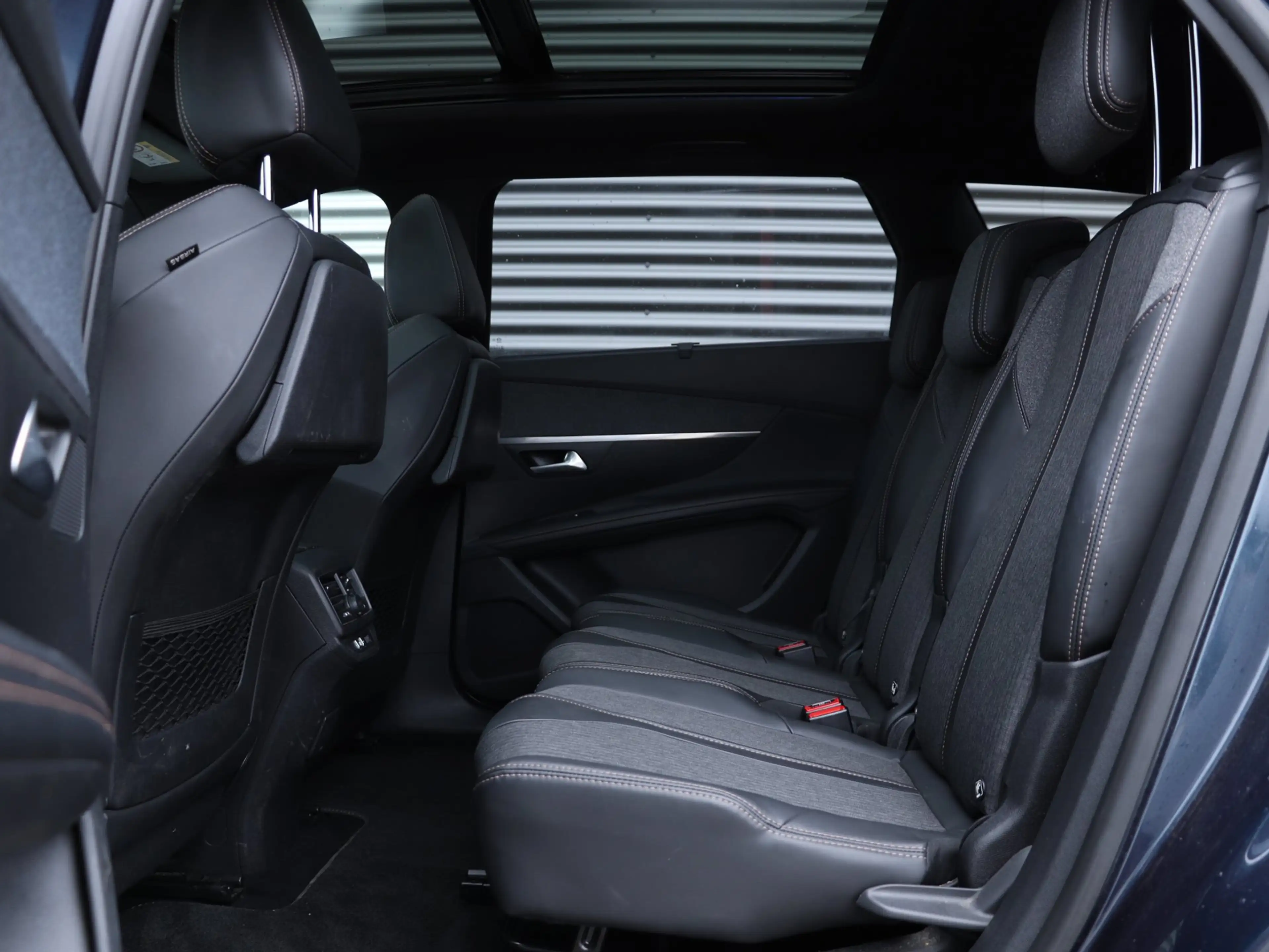 Peugeot 5008 1.2 PureTech GT-Line 7 PERS. *Zie omschrijving* — photo 6