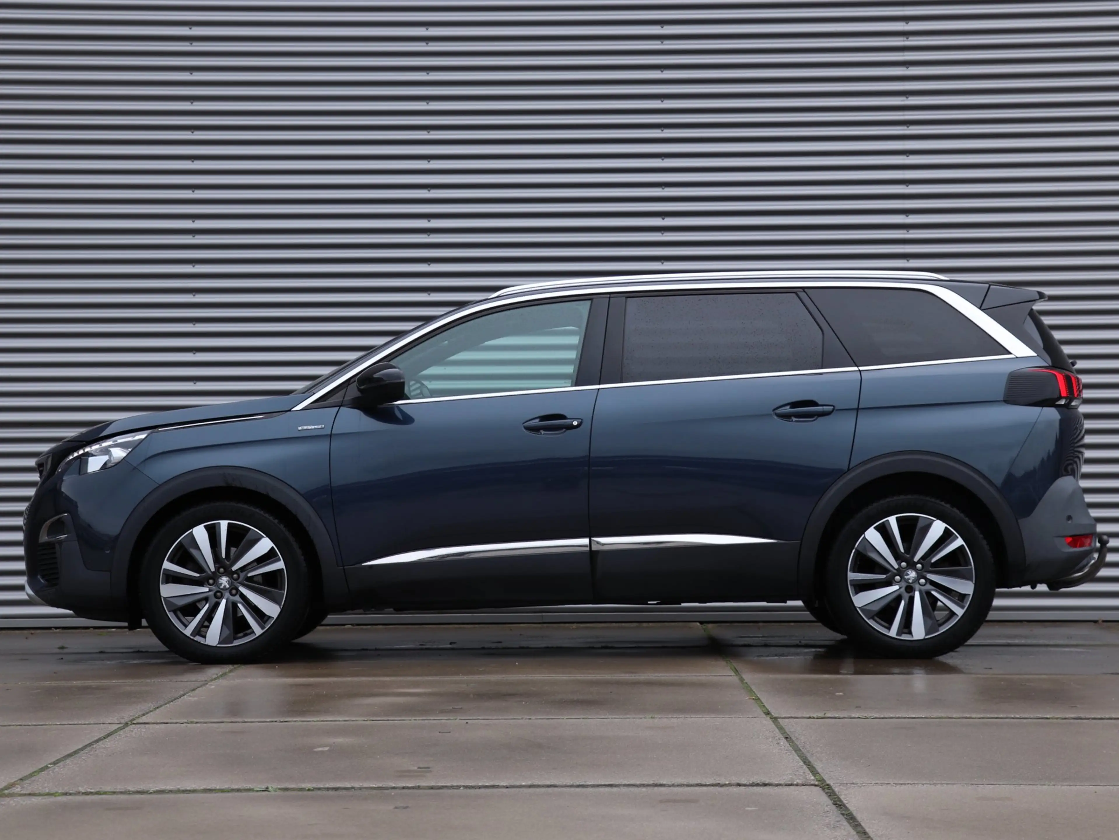 Peugeot 5008 1.2 PureTech GT-Line 7 PERS. *Zie omschrijving* — photo 4