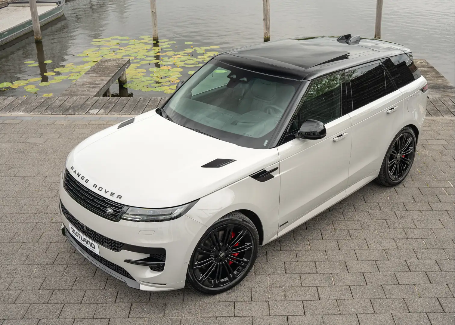 Land Rover Range Rover Sport P550e Autobiography | Borasco Grey | 23" inch Styl Grijs - 2