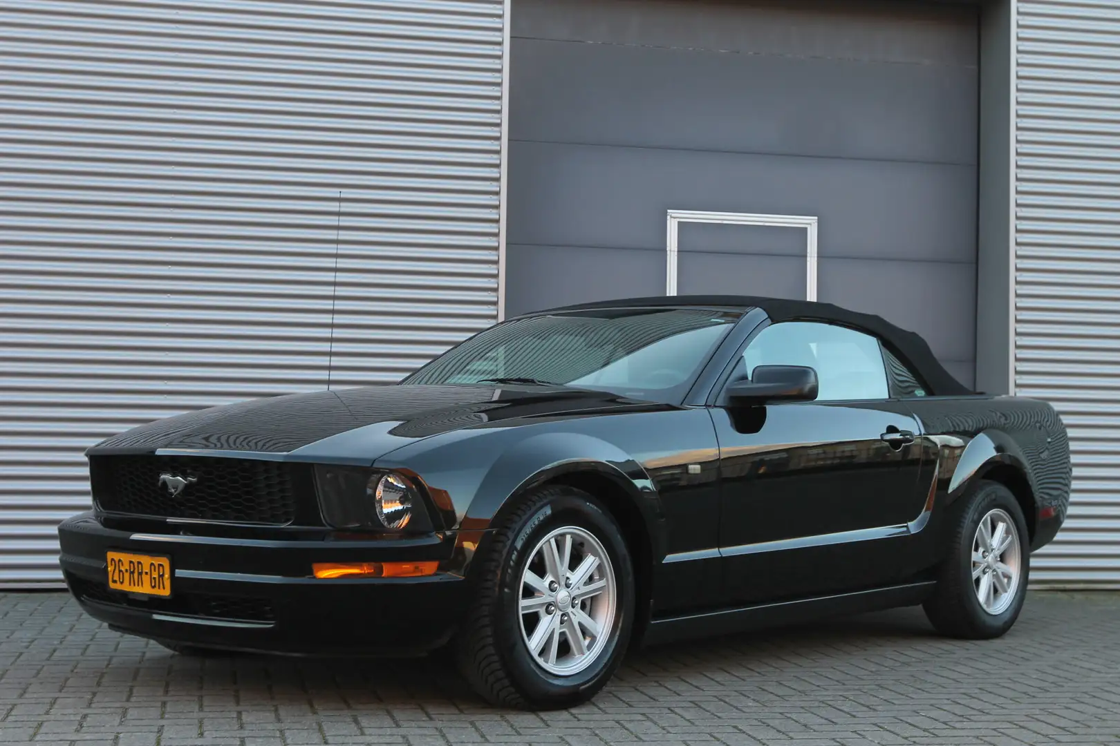 Ford Mustang USA 4.0 V6 CABRIOLET I AUT. I YOUNGTIMER I INCL. B Zwart - 2