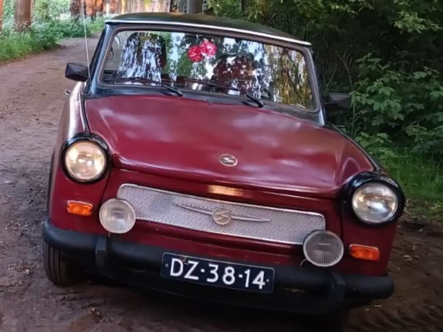 Trabant P601 Deluxe Červená - 1