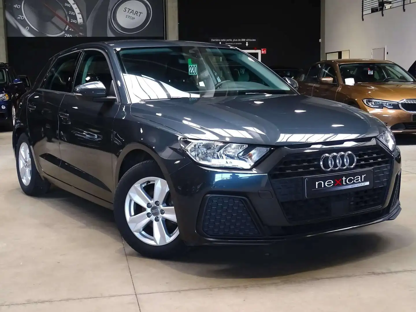 Audi A1 25TFSI SportBack **NAVI-CRUISE-VIRTUAL-PARKING** Gris - 2