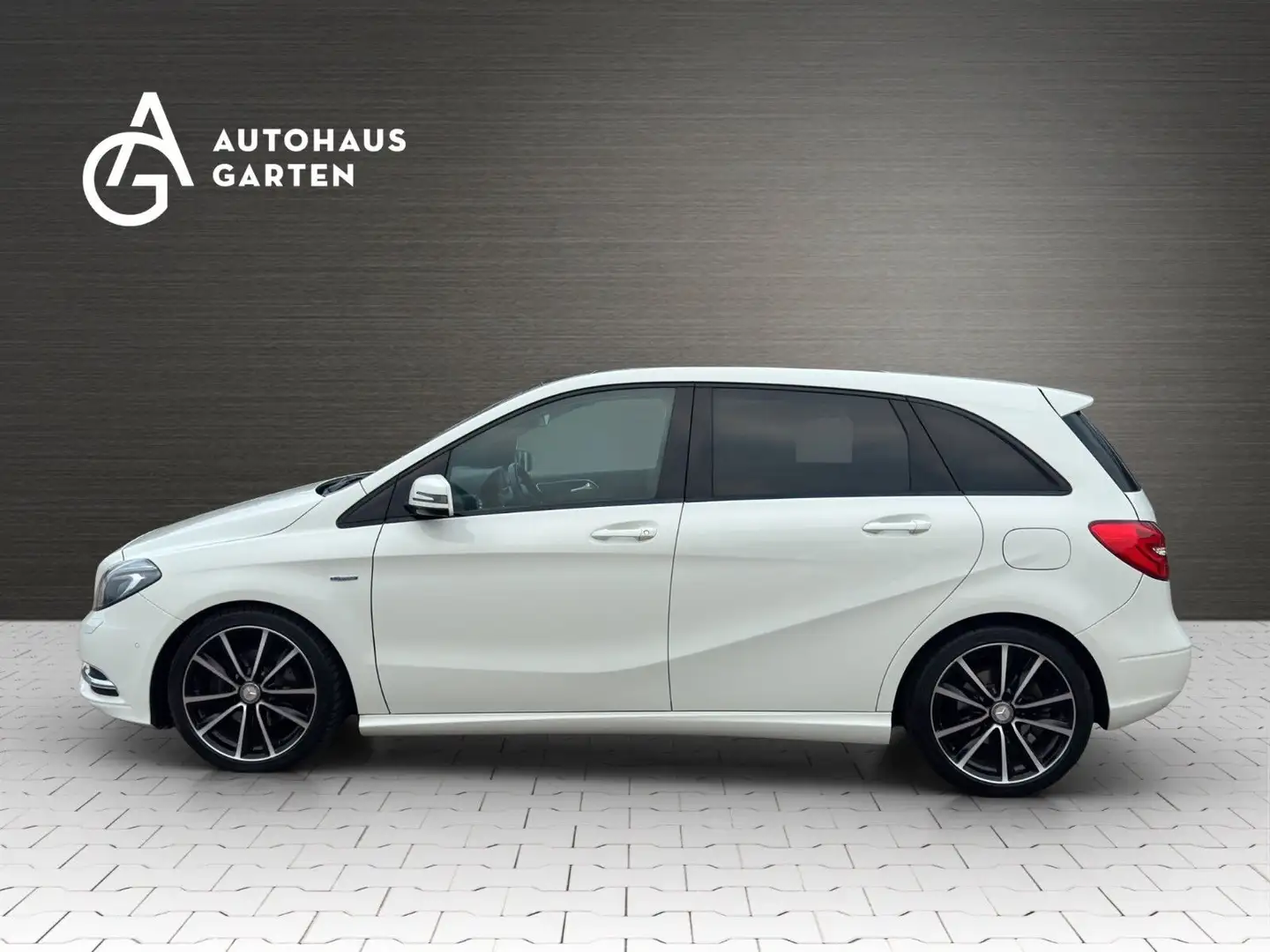 Mercedes-Benz B 200 Panorama Xenon Leder SHZ PDC Klima 2.Hand Weiß - 2