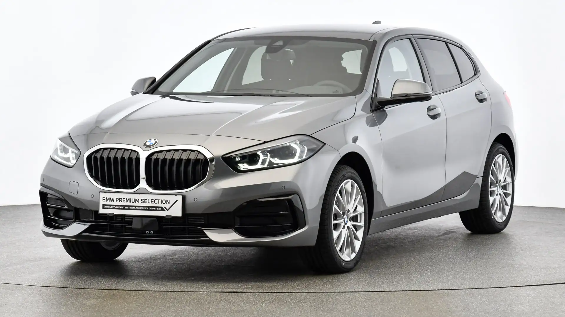 BMW 116 116d Grau - 1