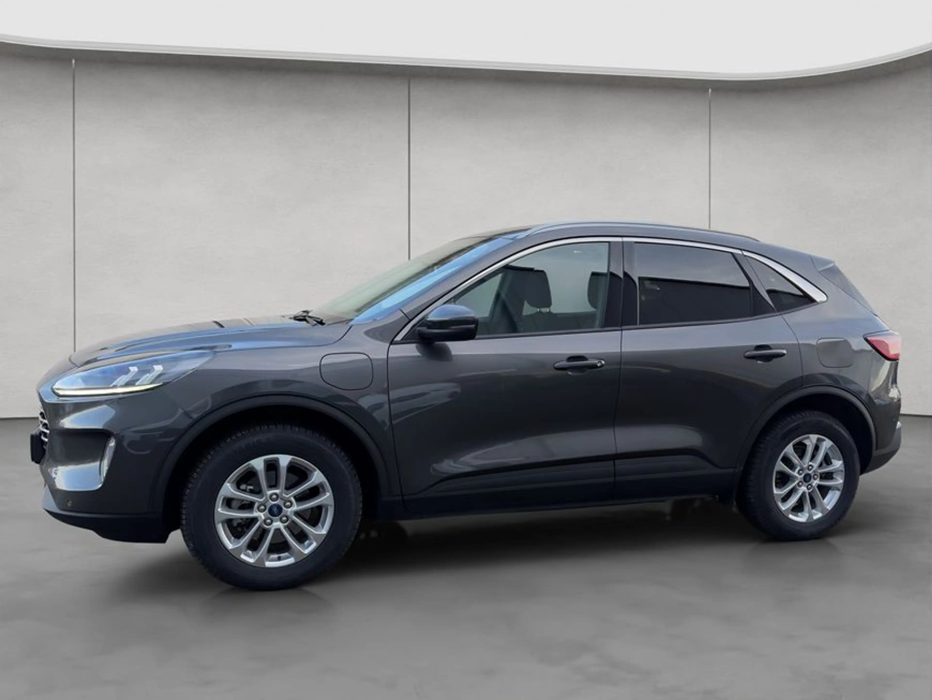 Ford Kuga 2.5 Duratec PHEV TITANIUM — photo 2