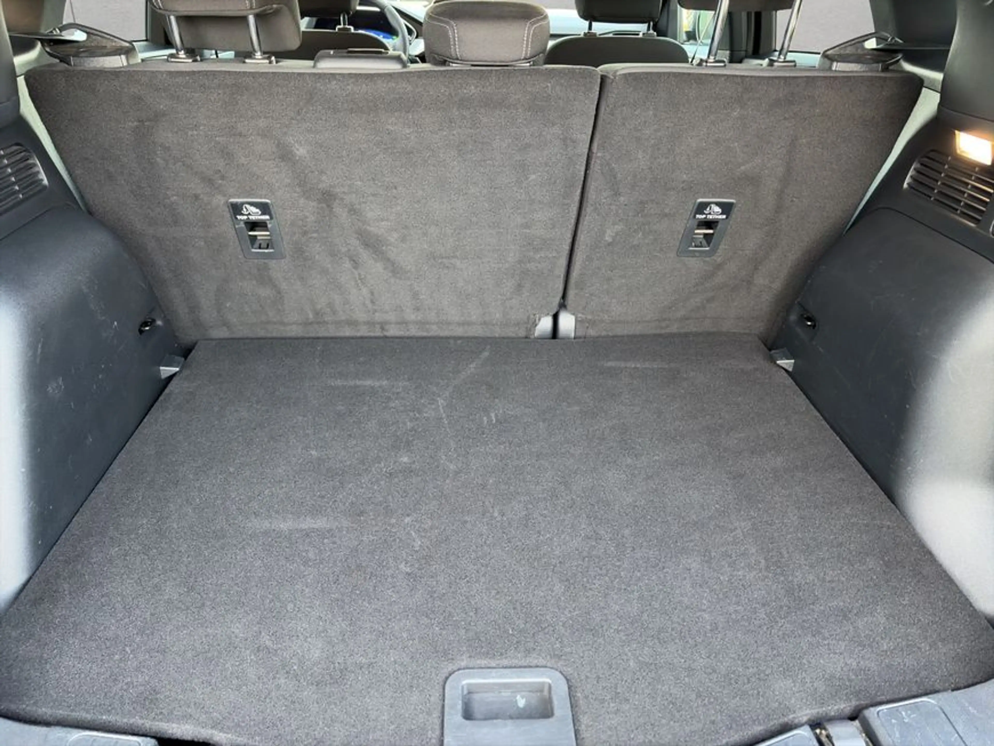 Ford Kuga 2.5 Duratec PHEV TITANIUM — photo 6
