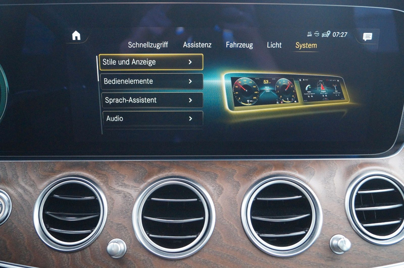 Mercedes-Benz E 300 de *Panodach*AHK*360 Kamera*Head Up* — photo 13