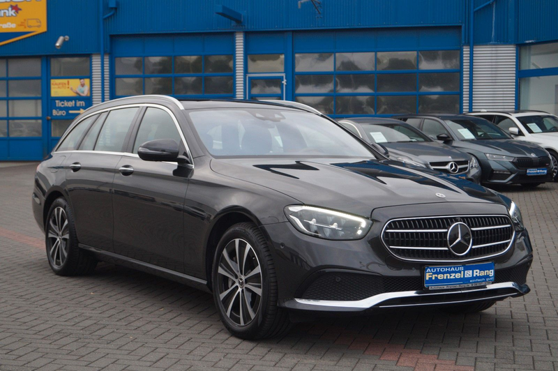 Mercedes-Benz E 300 de *Panodach*AHK*360 Kamera*Head Up*