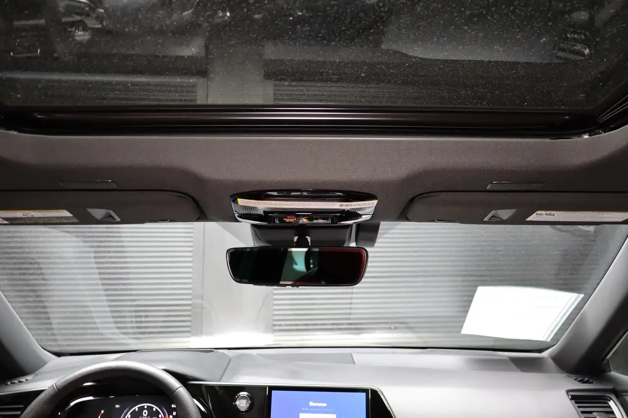 Lexus NX photo Lexus NX