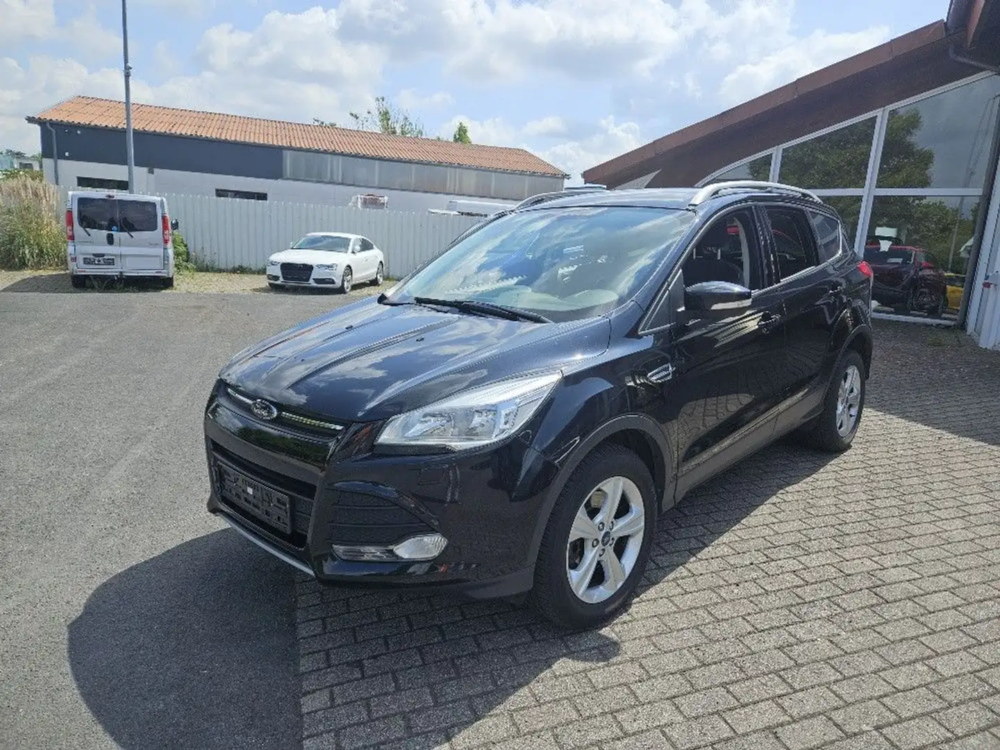 Ford Kuga 2.0 TDCi SYNC Edition AHK Noir - 1