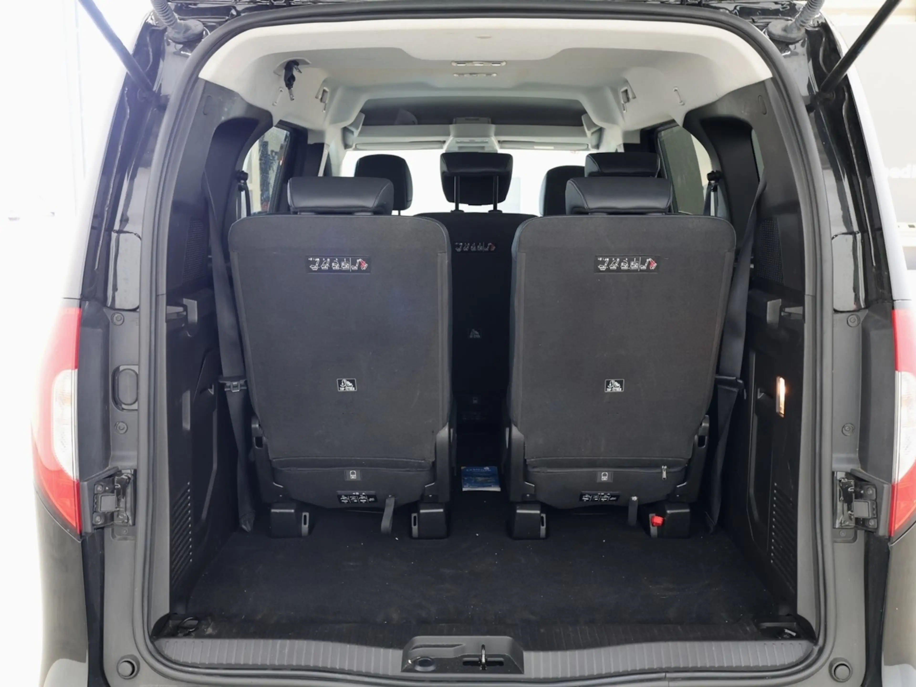 Mercedes-Benz T-Class lang,Progressive,7Sitze,Automatik,LED,Navi — photo 7