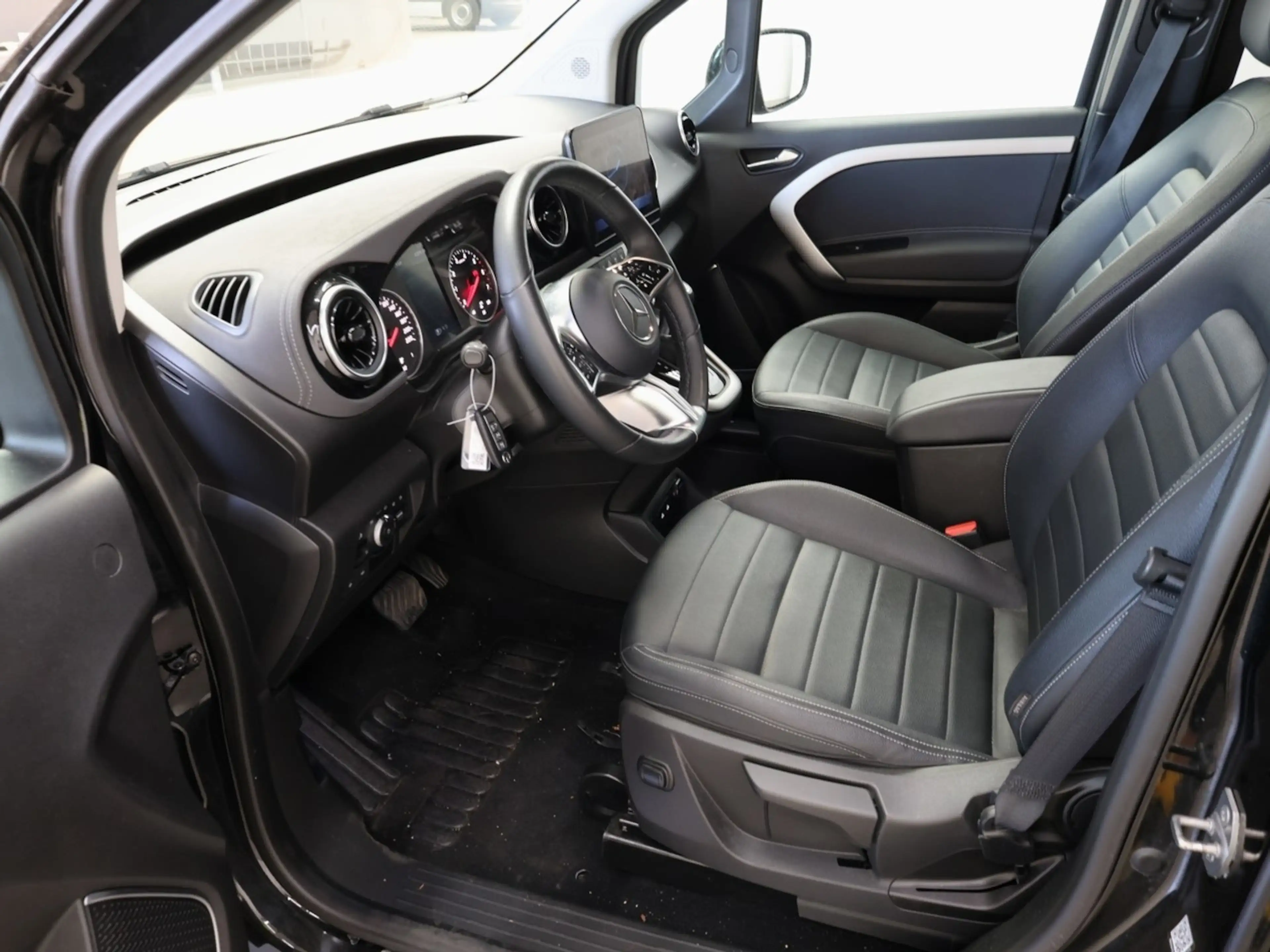 Mercedes-Benz T-Class lang,Progressive,7Sitze,Automatik,LED,Navi — photo 10