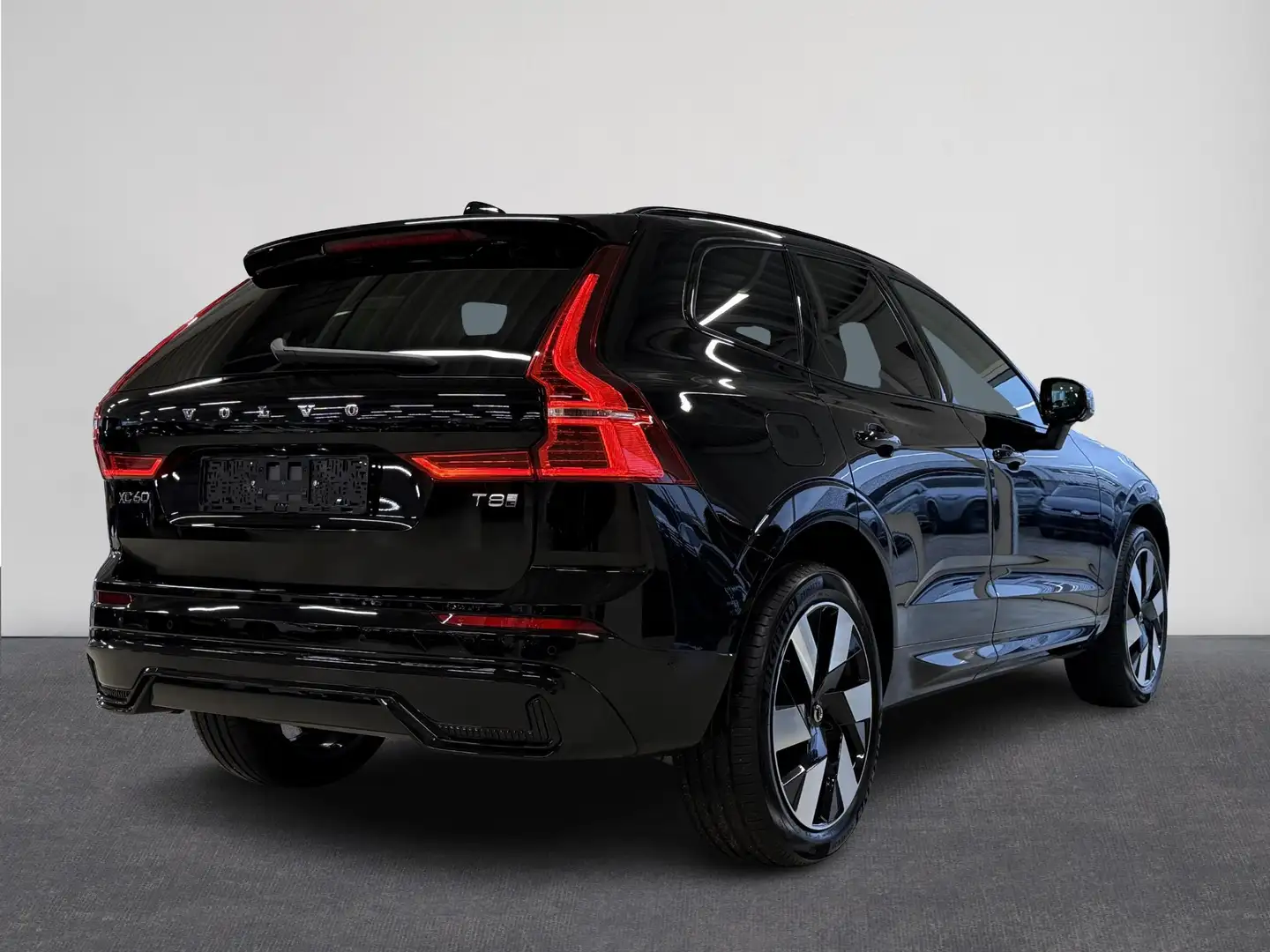 Volvo XC60 2.0 T8 Plug-in hybrid AWD Plus Dark | Pano | Navi Grau - 2
