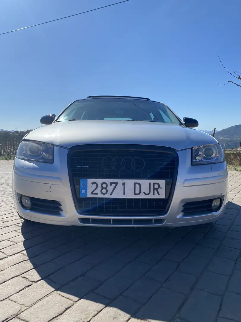 Audi A3 Sportback 2.0 TFSI Ambition quattro Gris - 2