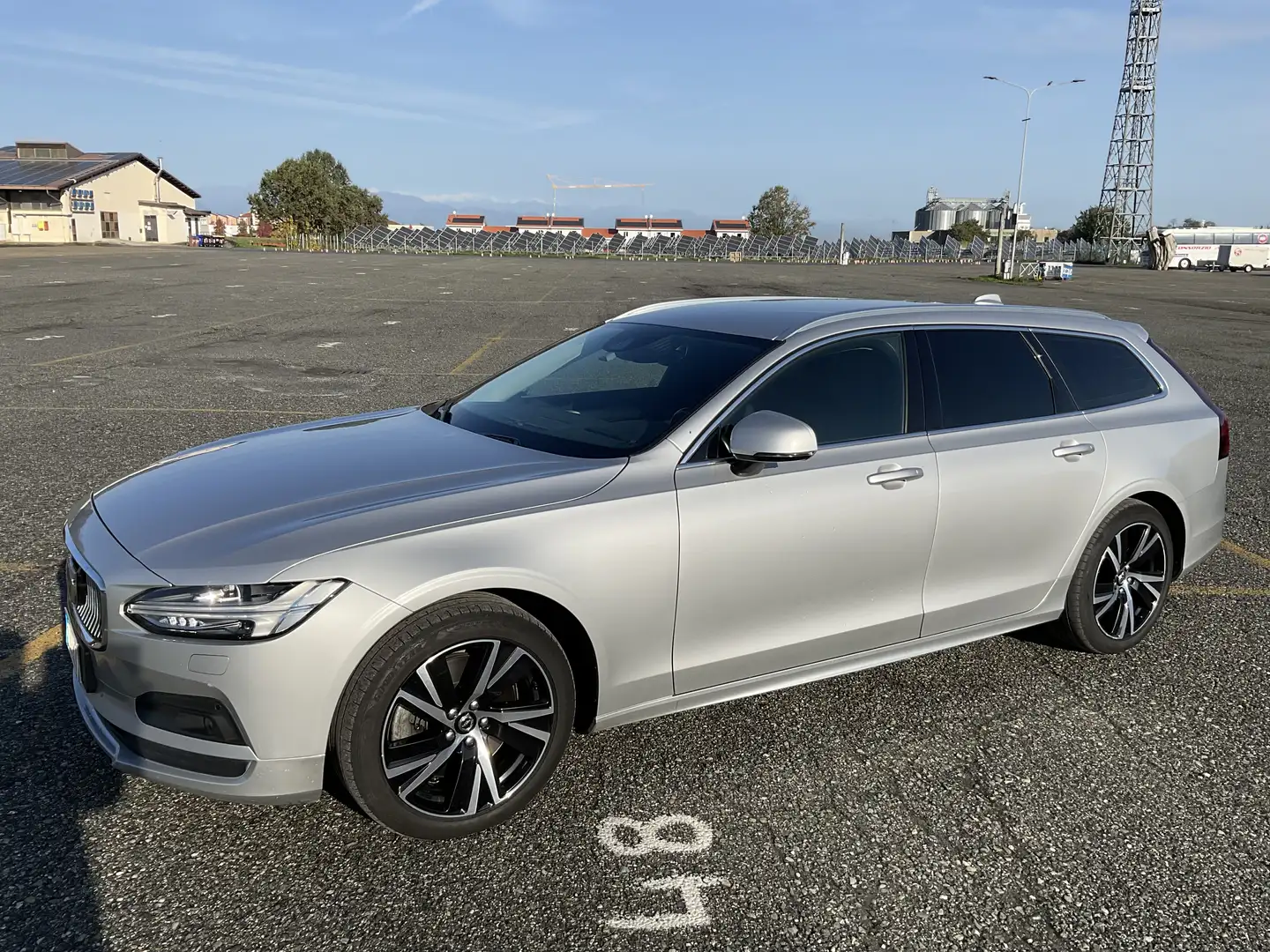 Volvo V90 2.0 b4 Plus Bright awd auto - 2