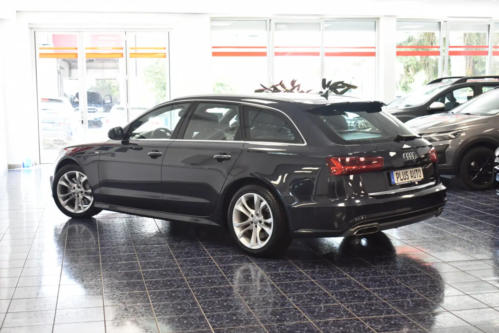 Audi A6 3.0 TDI Quattro Aut Navi S-Line PDC LED Kamer Blau - 2
