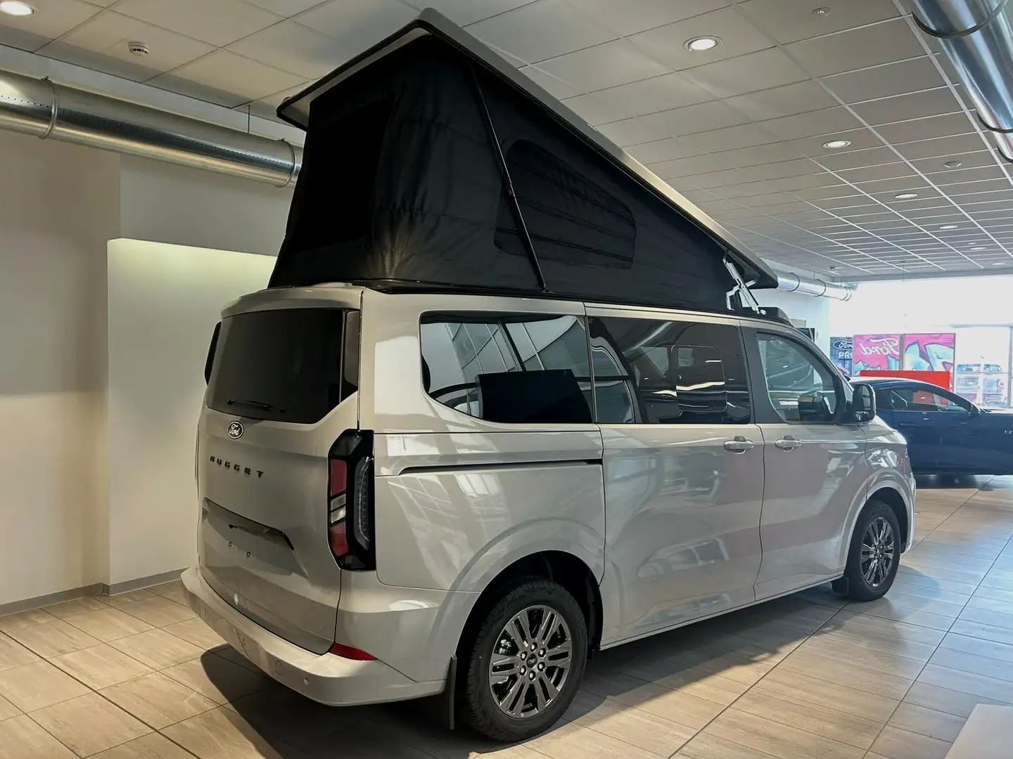 Ford Nugget Titanium 2.0 Ecoblue 170cv A8 320 L1H1 Gris - 2