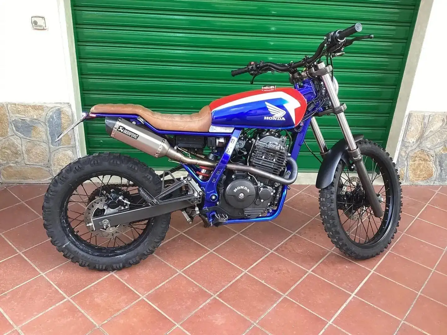 Honda NX 650 Bleu - 1