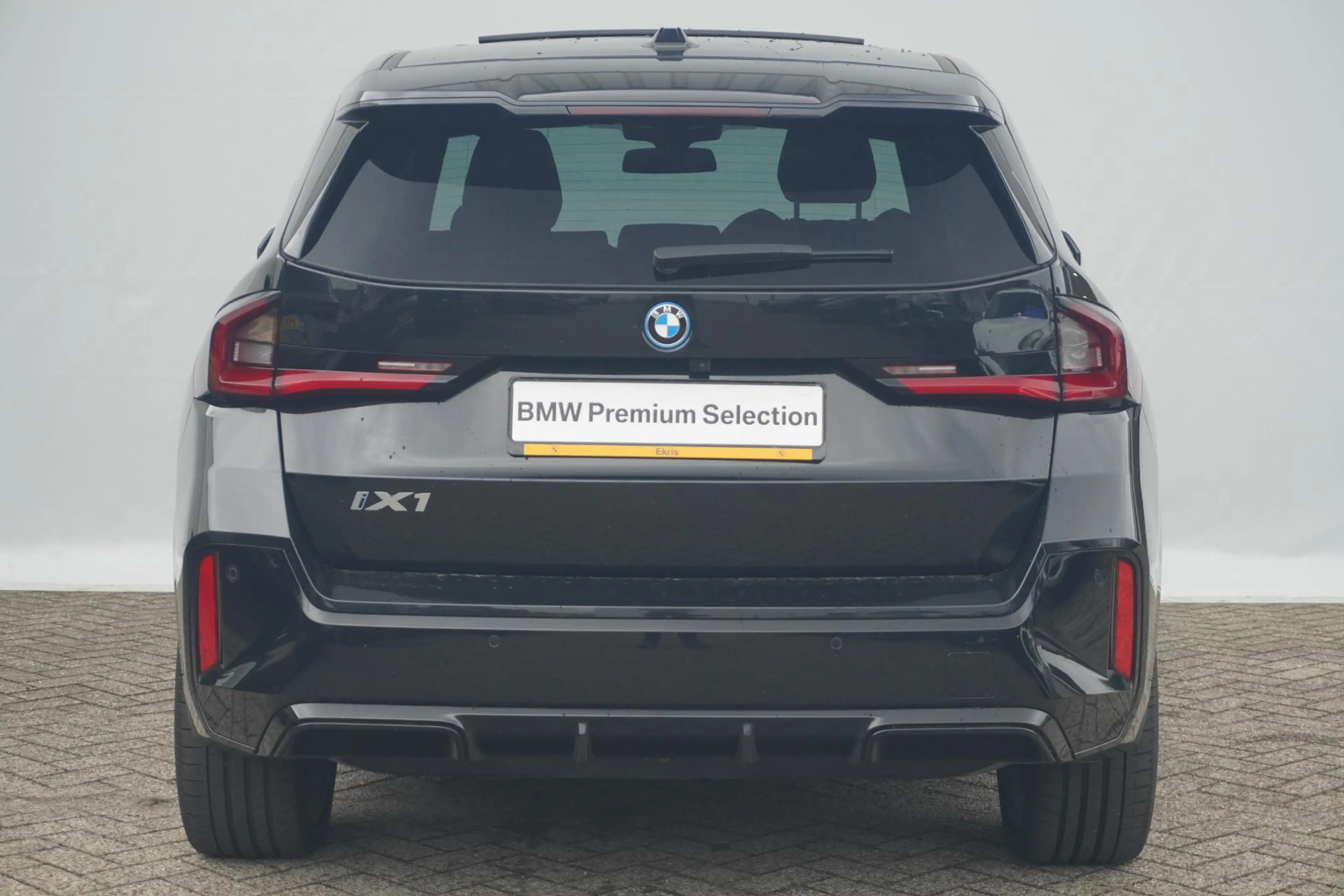 BMW iX1 xDrive30 | M Sportpakket | Panoramadak | Head-Up D — photo 5