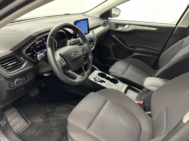Ford Focus view 17