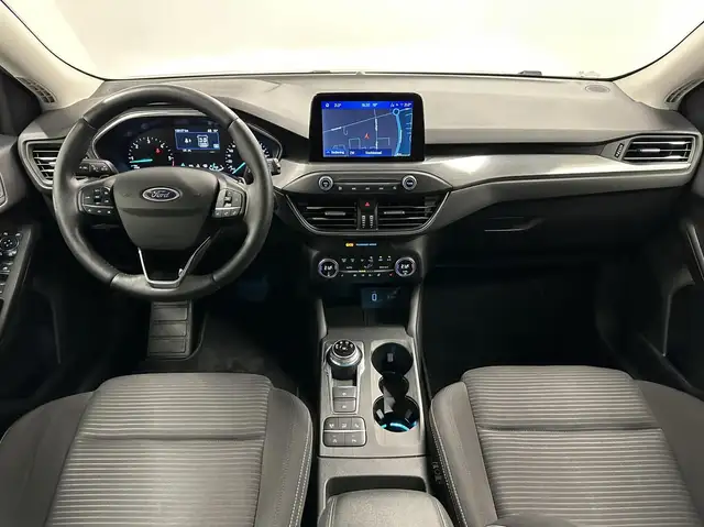 Ford Focus view 2