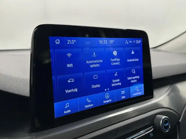 Ford Focus view 27