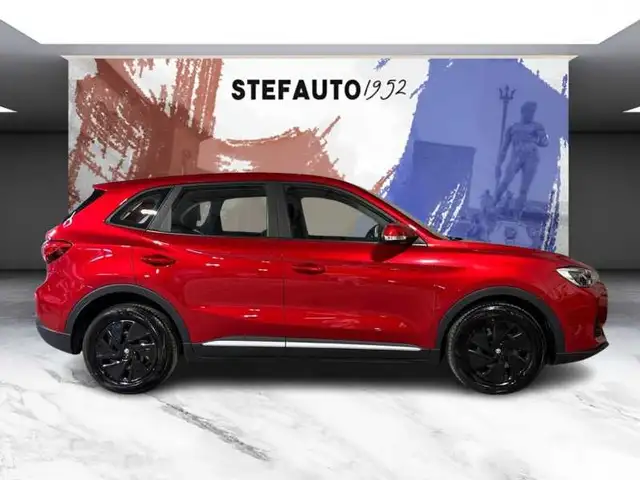 MG ZS view 3
