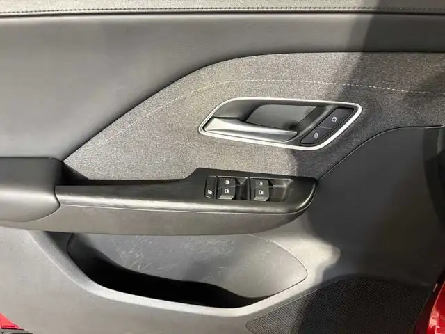 MG ZS view 10