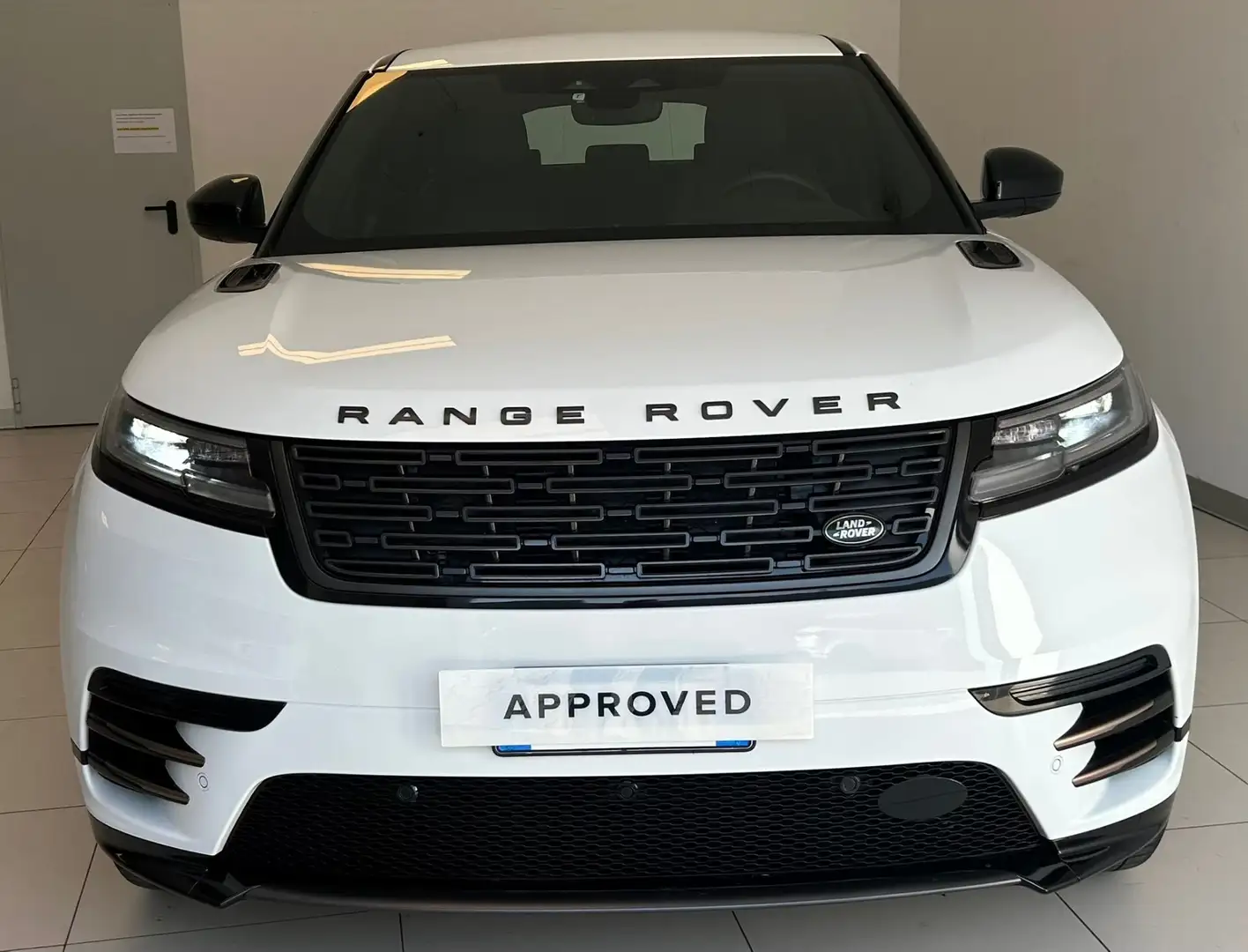 Land Rover Range Rover Velar Range Rover Velar 2.0D I4 204 CV Dynamic SE Weiß - 2