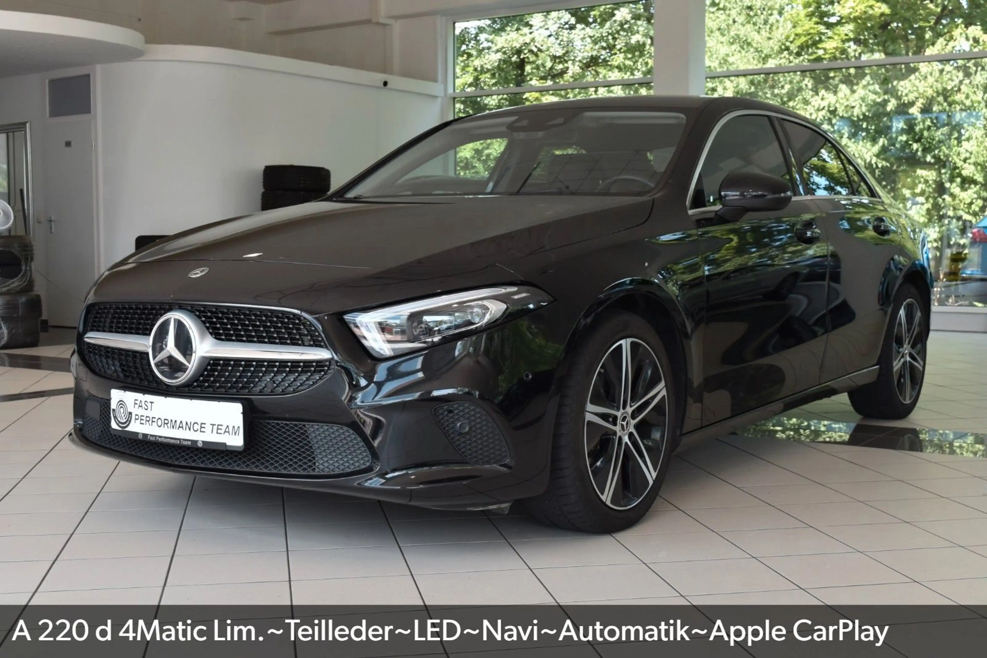Mercedes-Benz A 220 d 4Matic Lim.~Teilleder~LED~Navi~Automatik