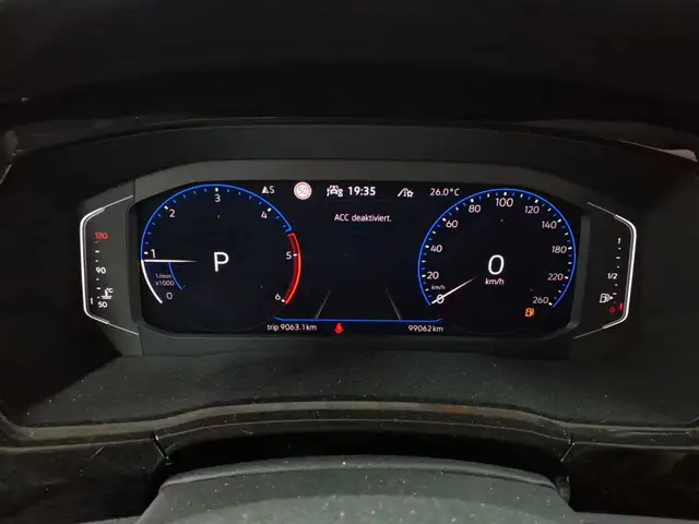 Volkswagen Touran view 11